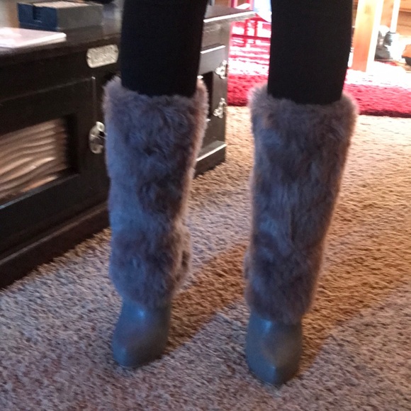 Ami Clubwear high heel boots with fir - Picture 2 of 6